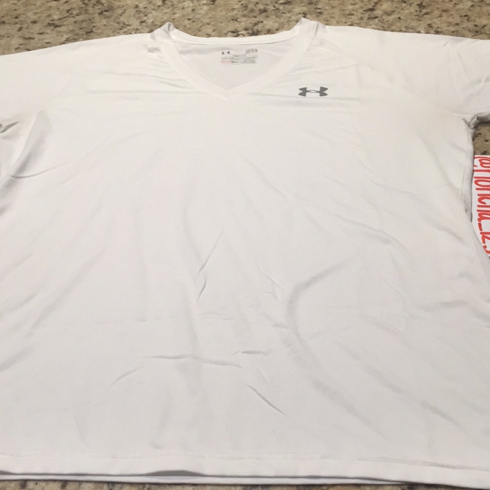 Under Armour tee